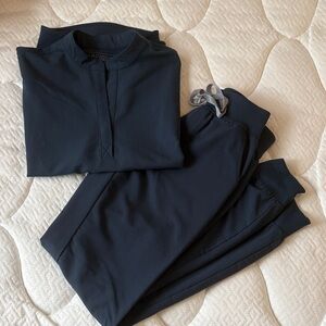 Figs scrub set in color dark harbor